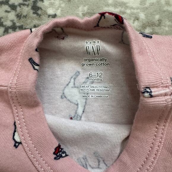 Baby Gap 2 Piece Pajamas - Size 6-12 months - Picture 3 of 4